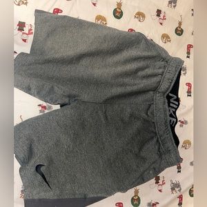 Men’s small gray polyester nike athletic shorts for gym, working out, outdoors.